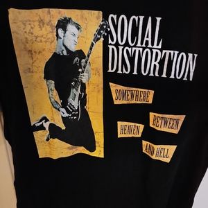 Social Distortion Somewhere Between Heaven and Hell T-Shirt XXL